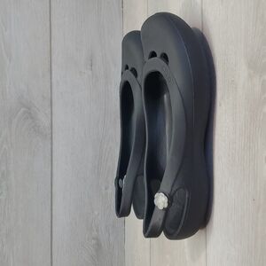 Crocs Women Comfort Rubber Clogs Shoes sz 8